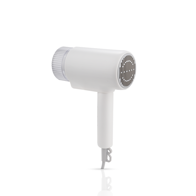 Kompaktný skladací sušič vlasov AU717 1800 W Pro-Ionic