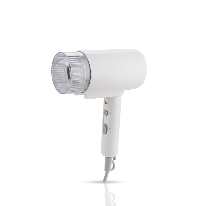Kompaktný skladací sušič vlasov AU717 1800 W Pro-Ionic Kompaktný skladací sušič vlasov AU717 1800 W Pro-Ionic