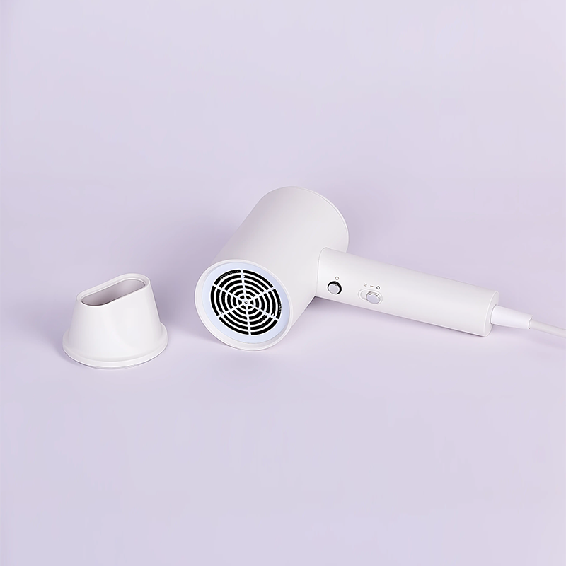 701A 1800W negatívny iónový fén na vlasy so studeným vetrom jedným dotykom